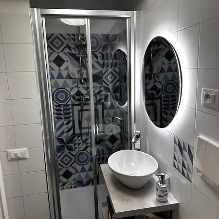 Apartament La Casa Di Dory Genua